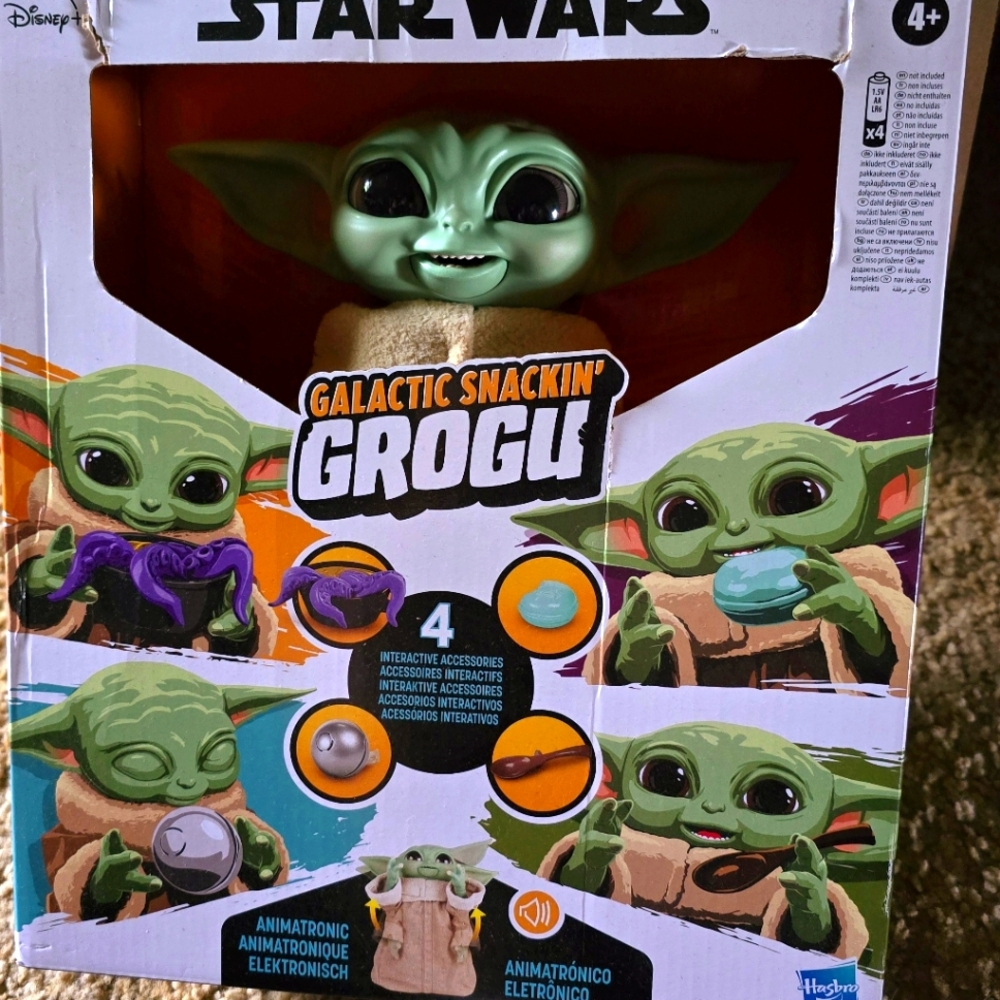 STAR WARS Grogu interactive toy